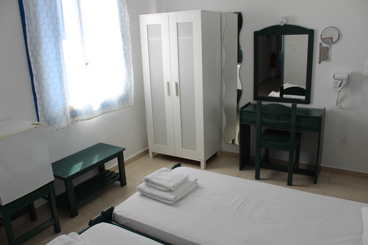 Hotel Mare Blue Ios Esterno foto