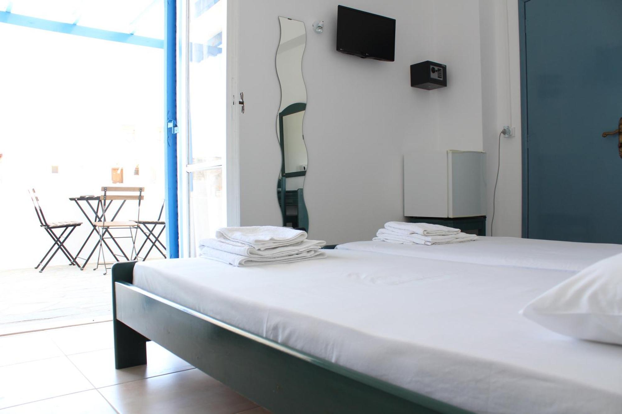 Hotel Mare Blue Ios Esterno foto