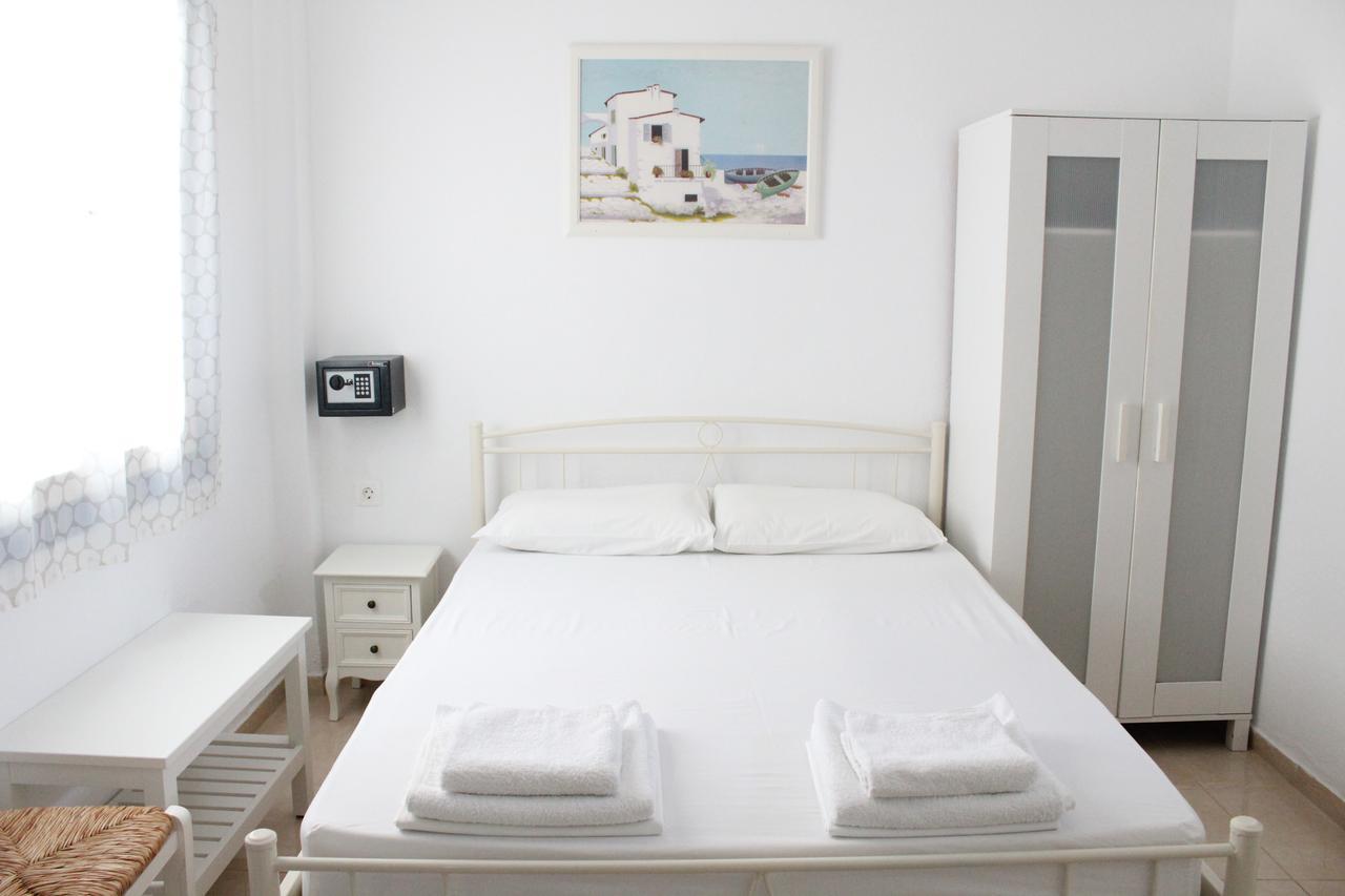 Hotel Mare Blue Ios Esterno foto
